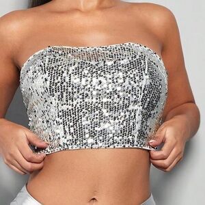 NWT Free People Silver Sequin Cropped
Going Out top